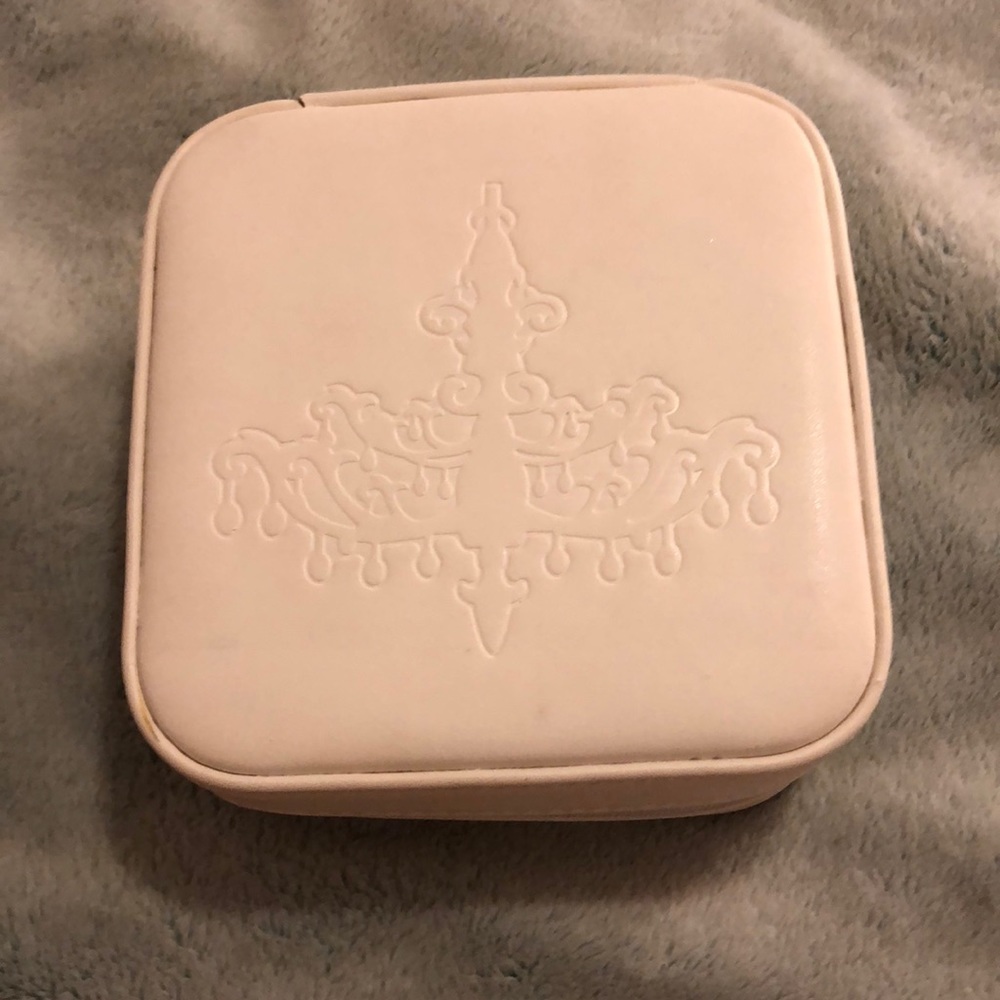 Jewelry box - Picture 3 of 4